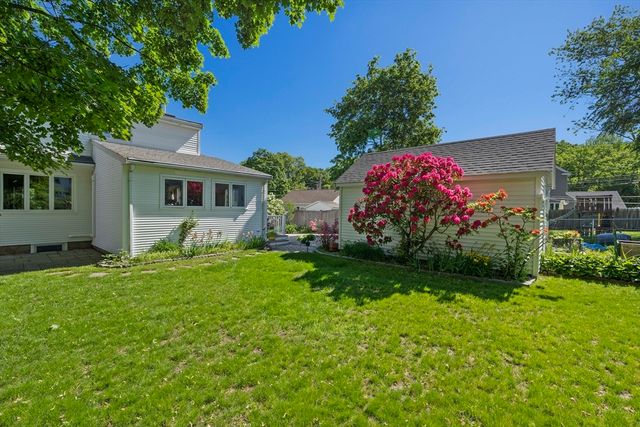 10 Waldron Road, Braintree, MA 02184