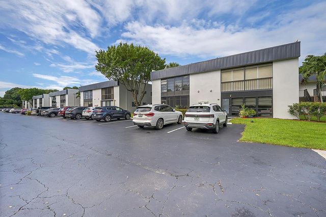 15108 Ashland Drive 198, Delray Beach, FL 33484