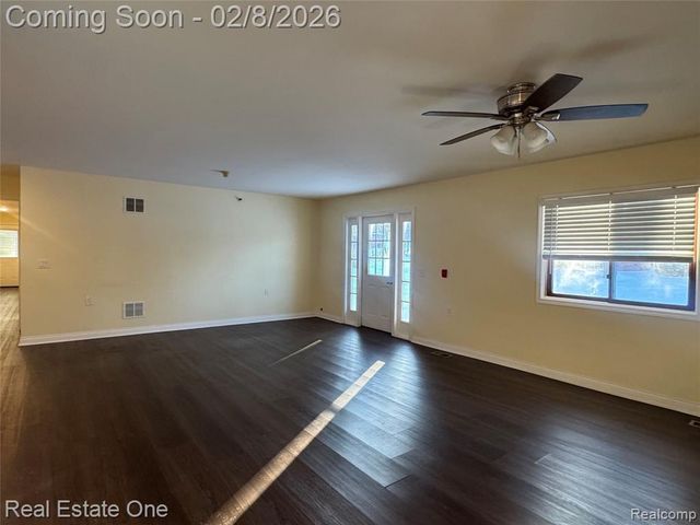 1510 Hampstead Lane, Rochester Hills, MI 48309