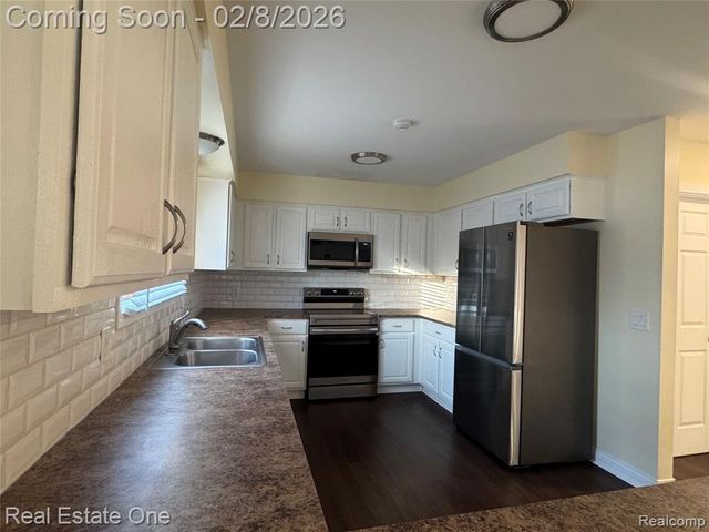 1510 Hampstead Lane, Rochester Hills, MI 48309