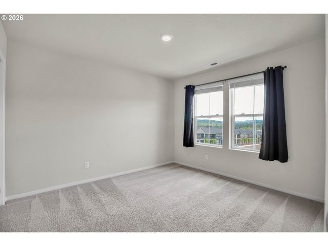 3758 Sw REDFERN Ave, Gresham, OR 97080