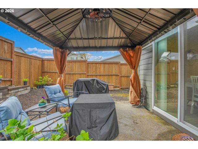 3758 Sw REDFERN Ave, Gresham, OR 97080