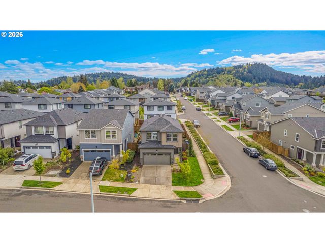 3758 Sw REDFERN Ave, Gresham, OR 97080