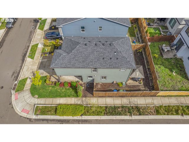 3758 Sw REDFERN Ave, Gresham, OR 97080