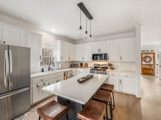 150 Mountain Vista Boulevard, Canton, GA 30115