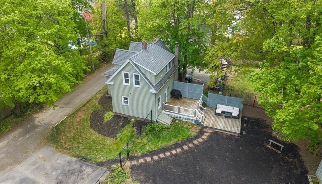 24 Bowker Ave, Hanson, MA 02341