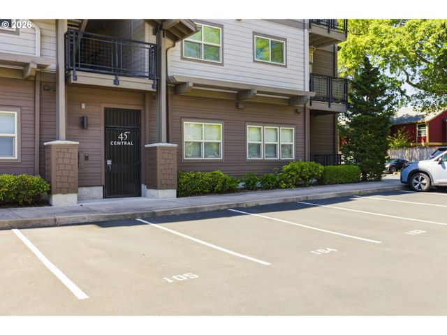 13875 Sw MERIDIAN St 222, Beaverton, OR 97005