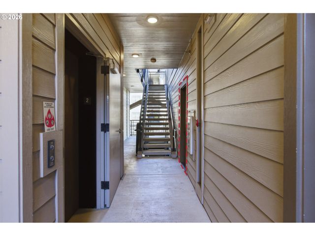 13875 Sw MERIDIAN St 222, Beaverton, OR 97005