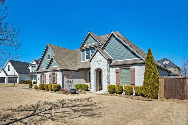 2807 Cobbler Place, Rogers, AR 72758