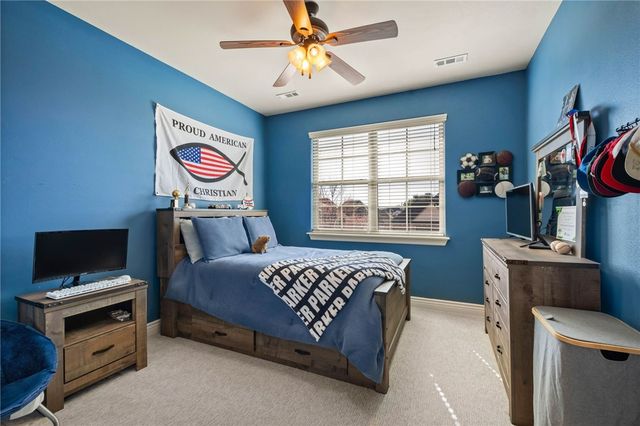 2807 Cobbler Place, Rogers, AR 72758