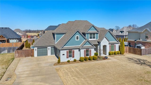 2807 Cobbler Place, Rogers, AR 72758