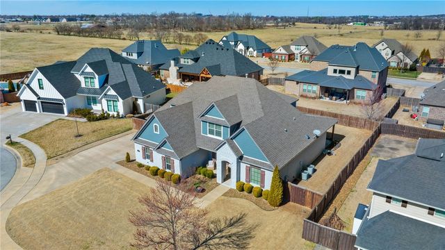 2807 Cobbler Place, Rogers, AR 72758