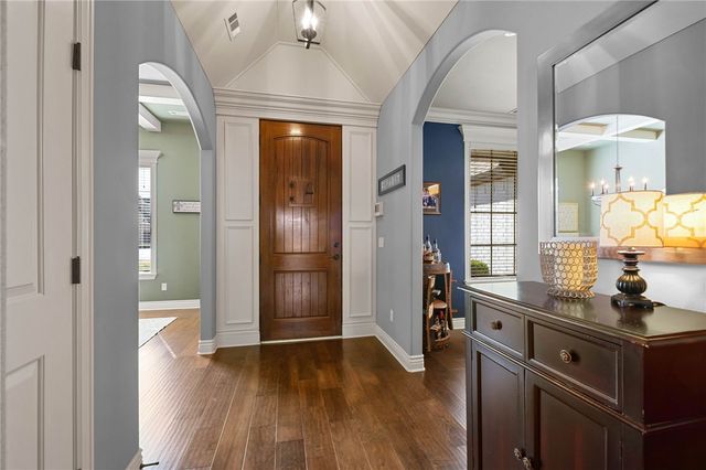 2807 Cobbler Place, Rogers, AR 72758