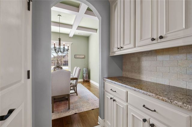 2807 Cobbler Place, Rogers, AR 72758