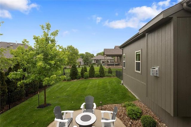 12904 W 169th Street, Overland Park, KS 66221