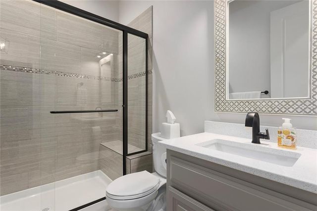 12904 W 169th Street, Overland Park, KS 66221