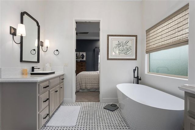 12904 W 169th Street, Overland Park, KS 66221