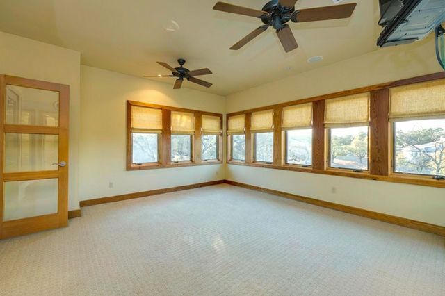 27426 Waterfall Hill PKWY, Spicewood, TX 78669