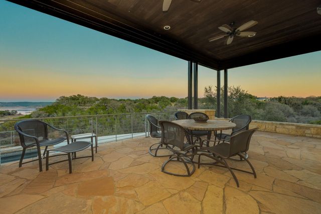 27426 Waterfall Hill PKWY, Spicewood, TX 78669