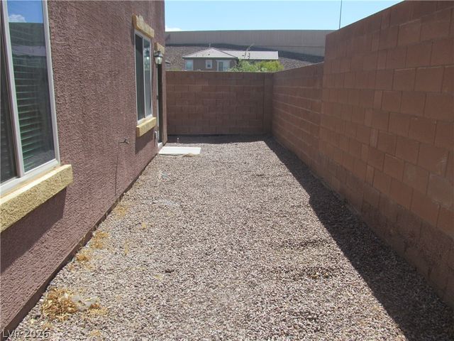 717 Calamus Palm Place, Henderson, NV 89011