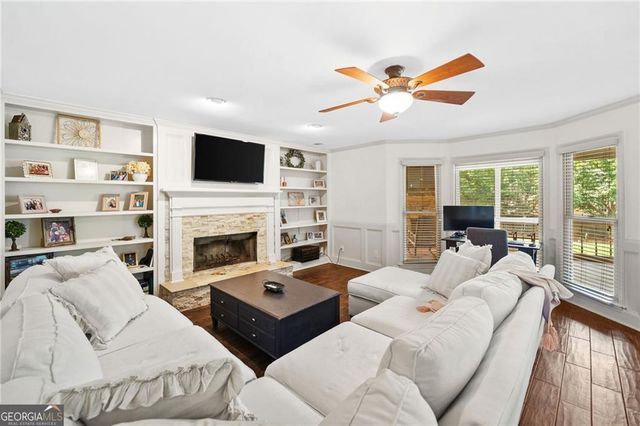 5801 Fairwood Walk NW, Acworth, GA 30101