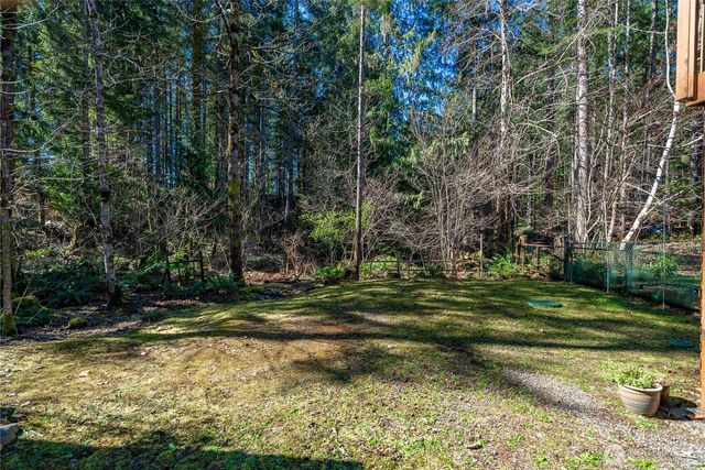 161 N Duckabush Loop, Hoodsport, WA 98548