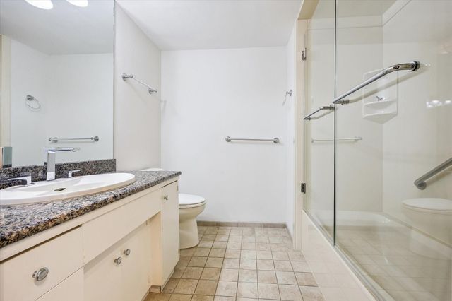 2200 Willowick Road 7F, Houston, TX 77027