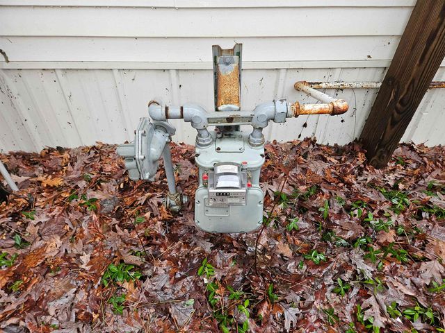 4191 W Arthur Road, Harrison, MI 48625