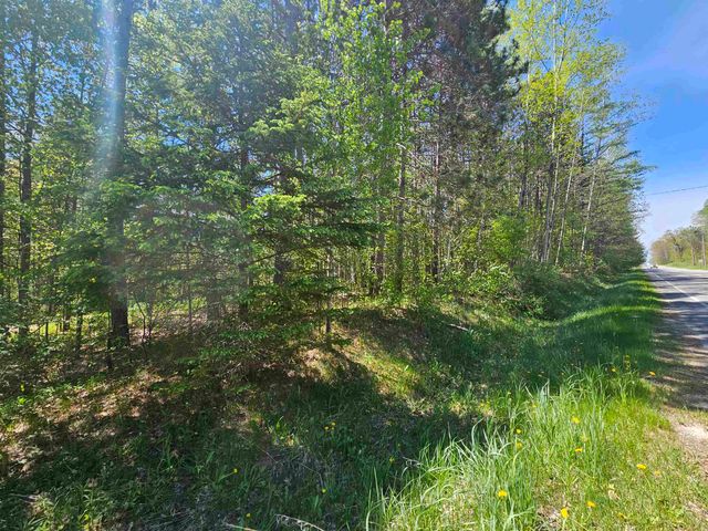 4191 W Arthur Road, Harrison, MI 48625
