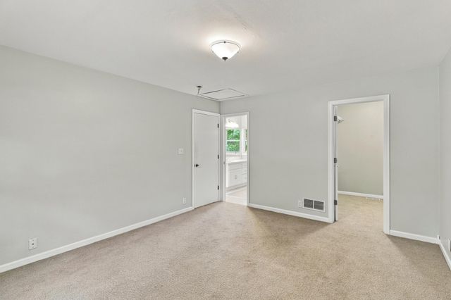 601 6th Avenue S, Hopkins, MN 55343