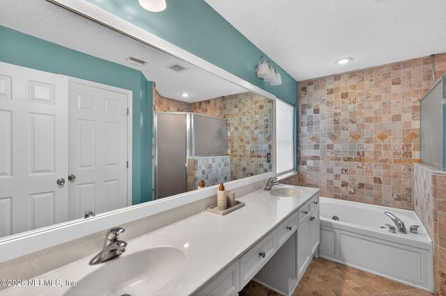 755 BONAPARTE Drive, Jacksonville, FL 32218