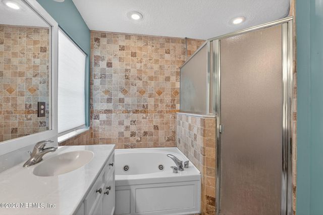 755 BONAPARTE Drive, Jacksonville, FL 32218