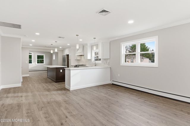 139 Torrey Pines Drive, Toms River, NJ 08757