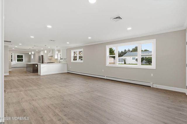 139 Torrey Pines Drive, Toms River, NJ 08757