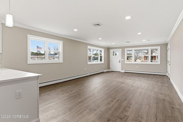 139 Torrey Pines Drive, Toms River, NJ 08757