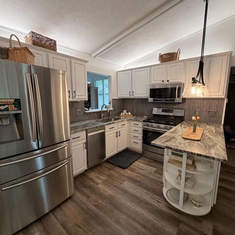 N2436 Shore View DRIVE, Lake Geneva, WI 53147