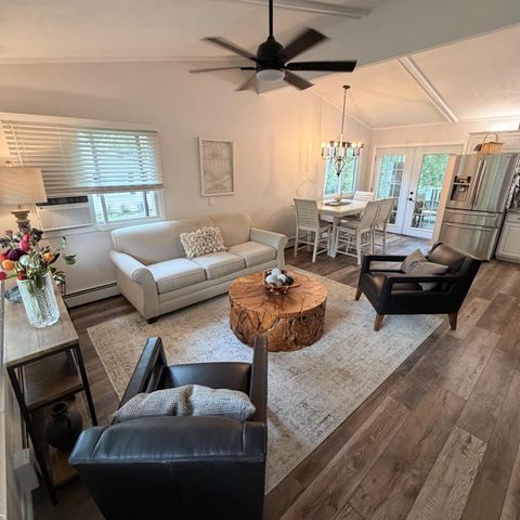 N2436 Shore View DRIVE, Lake Geneva, WI 53147