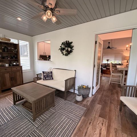N2436 Shore View DRIVE, Lake Geneva, WI 53147