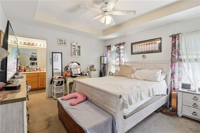 720 Burlington Road, Warrensburg, MO 64093