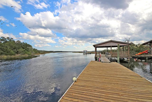 3989 Bulow Landing Road, Ravenel, SC 29470