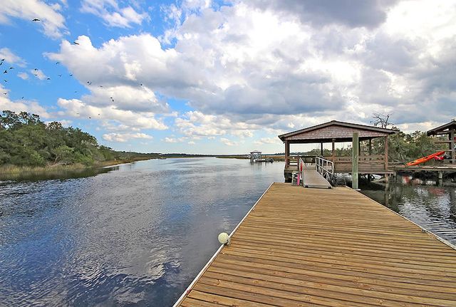 3989 Bulow Landing Road, Ravenel, SC 29470