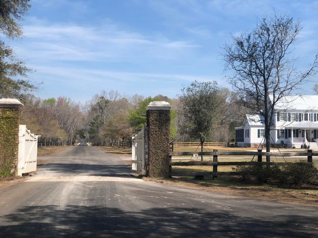 3989 Bulow Landing Road, Ravenel, SC 29470