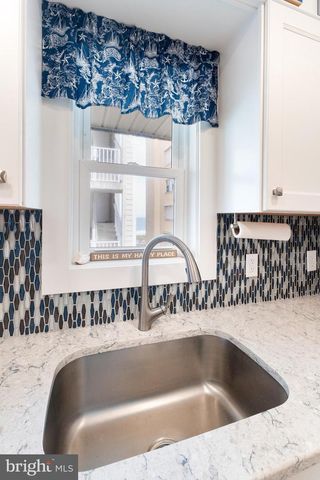 7 40TH ST #301, Ocean City, MD 21842
