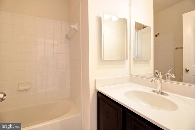 1414 WHEYFIELD DR, Frederick, MD 21701