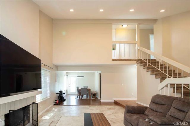1452 GRANADA AVENUE, Corona, CA 92878