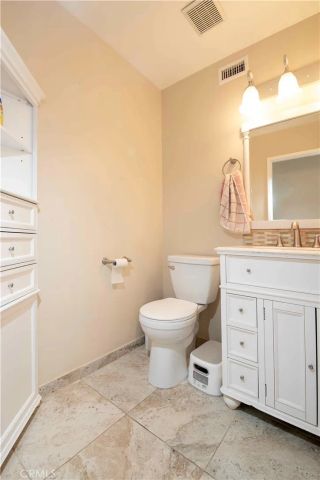1452 GRANADA AVENUE, Corona, CA 92878