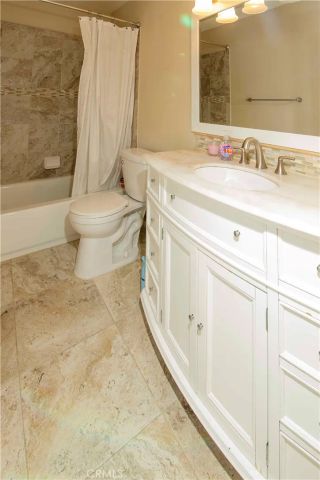1452 GRANADA AVENUE, Corona, CA 92878