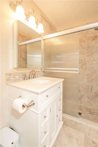 1452 GRANADA AVENUE, Corona, CA 92878