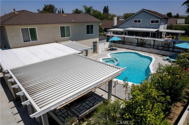 1452 GRANADA AVENUE, Corona, CA 92878
