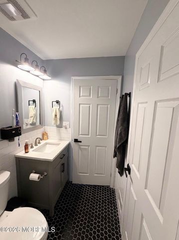 704 Wellington Place, Matawan, NJ 07747